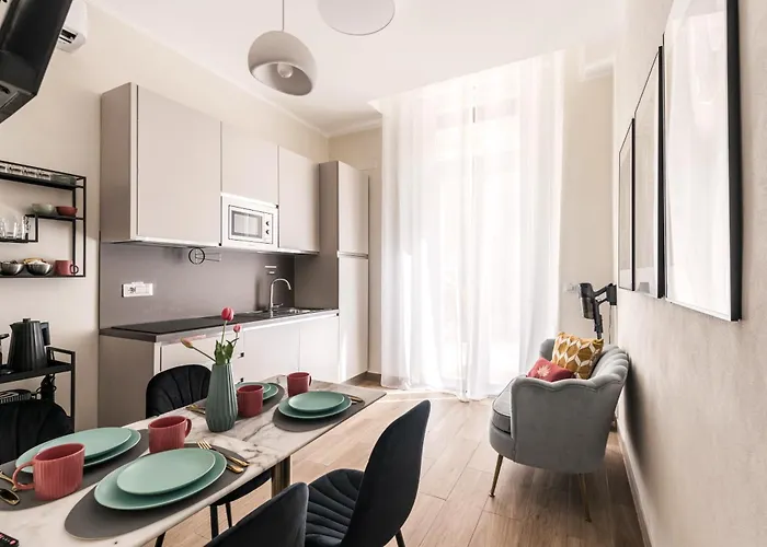 Appartement C1 Class Apartments, 2 Delux, Max 6 Persone Distante 15 Minuti A Piedi Da Fontana Di Trevi *
