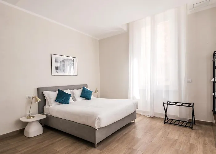 C1 Class Apartments, 2 Delux, Max 6 Persone Distante 15 Minuti A Piedi Da Fontana Di Trevi Appartement Rome