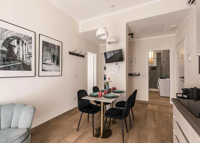 Appartement C1 Class Apartments, 2 Delux, Max 6 Persone Distante 15 Minuti A Piedi Da Fontana Di Trevi